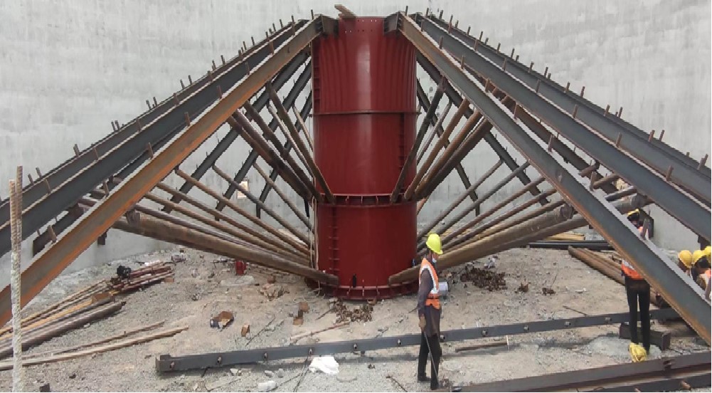 大直径浅圆仓薄壁混凝土滑模施工技术